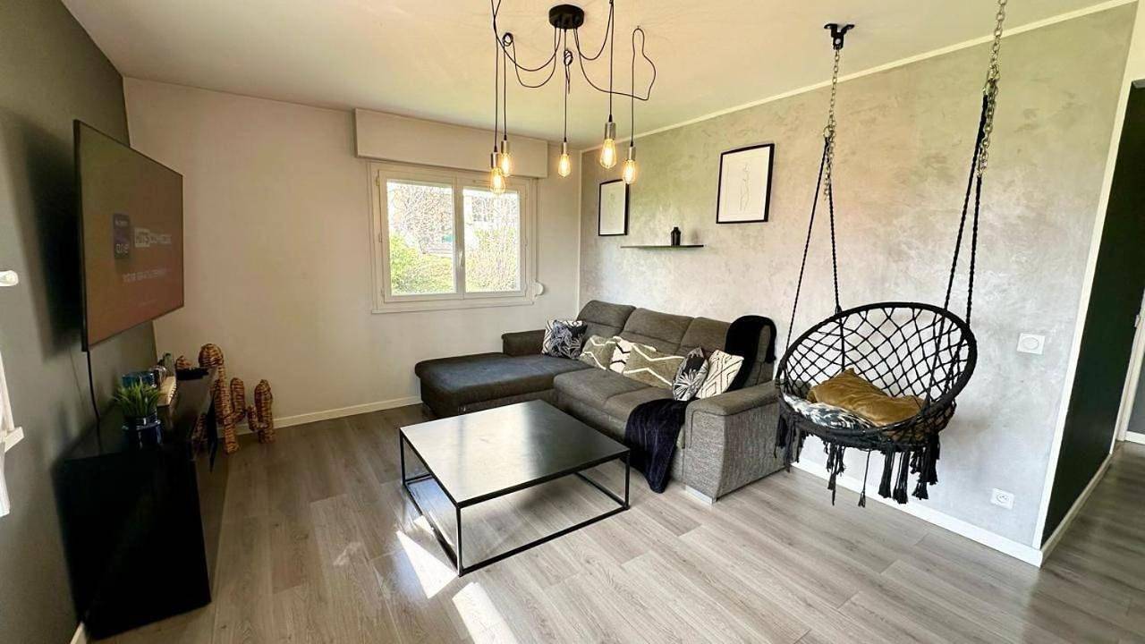 Appartement entier, Buisset - 2 Bedrooms - La Mulatière in La Mulatière, Lyon et ses environs