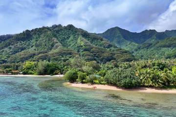 Location de vacances pour 5 personnes, avec jardin et terrasse dans Polynésie française