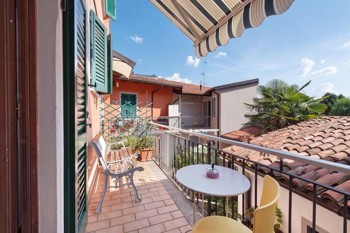 Ferienhaus für 5 Personen, mit Seeblick und Balkon - 1