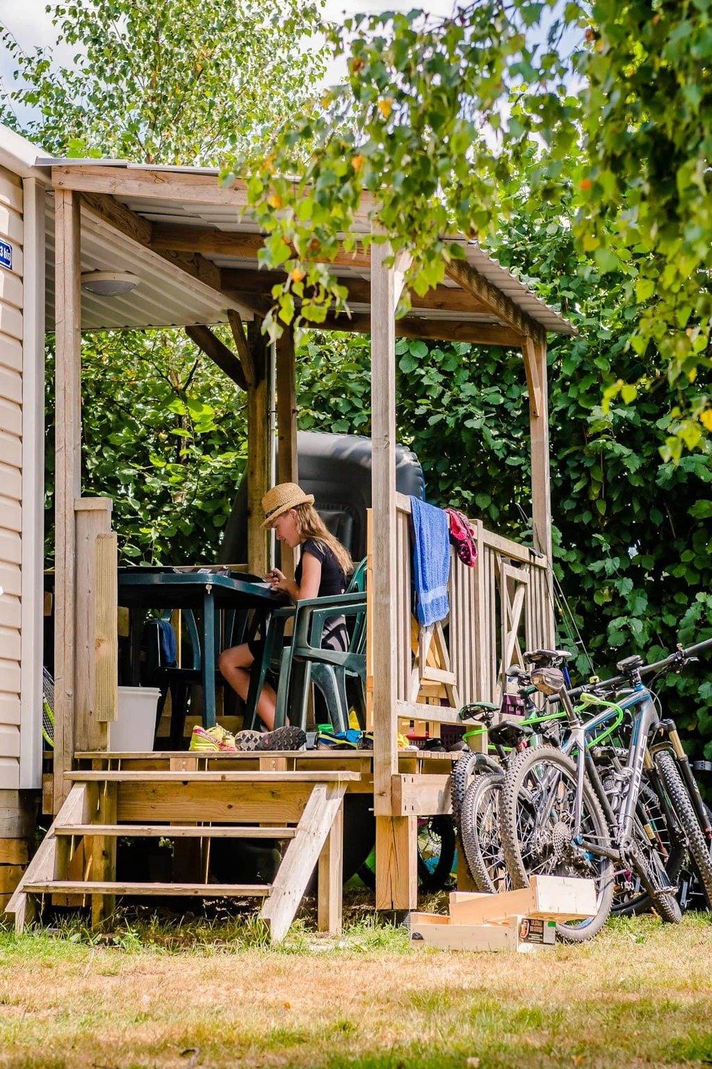 Zecamping 4* animé piscine couverte pet friendly mobil-home Tv 25m2 in Granges-Aumontzey, Parc naturel régional des Ballons des Vosges