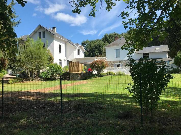 Location de vacances pour 2 personnes, avec jardin ainsi que vue et piscine à Saint-Brice-sur-Vienne - 2