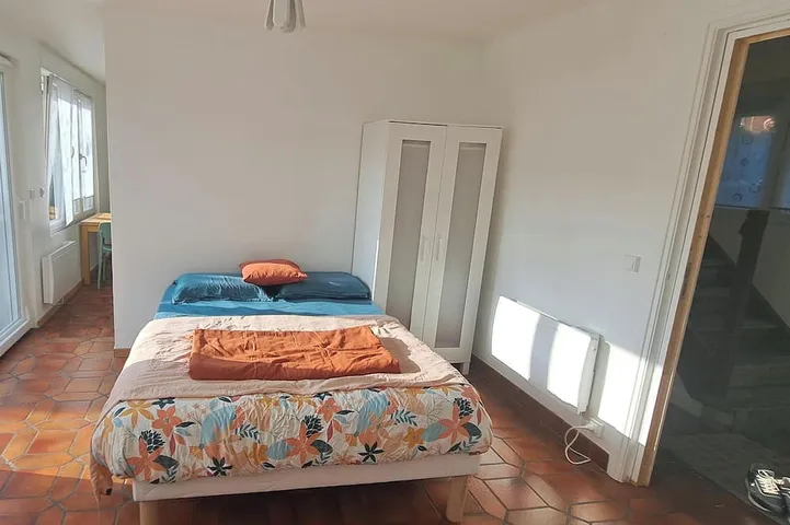 Appartement entier, Appartement au calme, avec jardin privatif et place de parking in Lille, Région de Lille