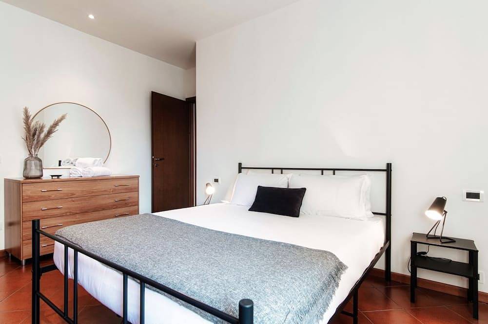 Ganze Wohnung, Wohnung neben der Riva in Cernobbio (La Casa di Nice) in Holmes Lido (Cernobbio), Cernobbio