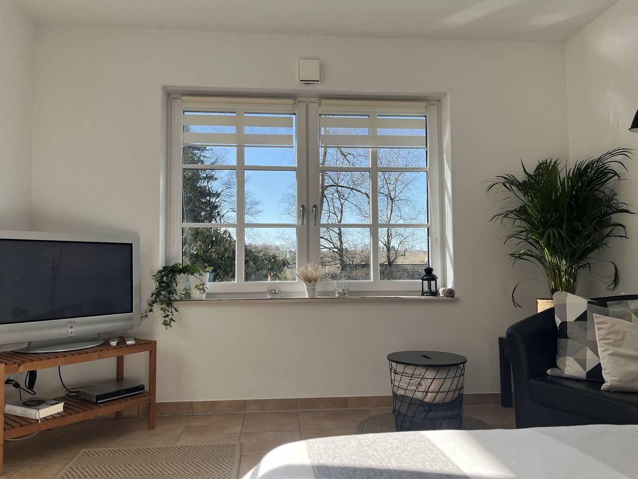 Ganze Wohnung, Ferienwohnung 'Scheppes Auszeit', mit eigener Terasse, Gartenblick und Wi-Fi in Wenden, Siegerland