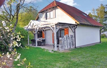 Ferienhaus für 8 Personen, mit Terrasse und Garten, mit Haustier in Fuhlendorf