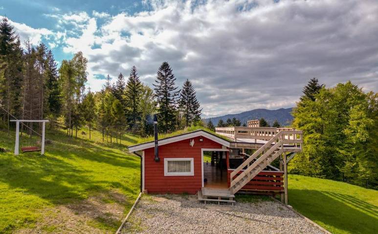 Apartament wakacyjny dla 6 osób, z ogród i jacuzzi w Piwniczna-Zdrój