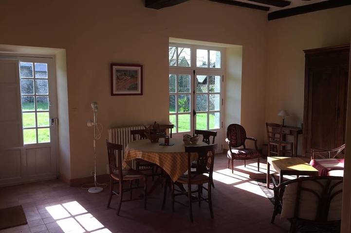 Gîte pour 4 personnes, avec Terrasse et Jardin