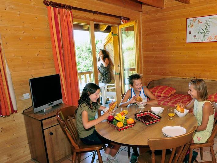Chalet pour 7 personnes, avec balcon/terrasse et sauna à Saint-François-Longchamp - 4