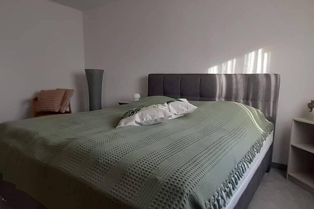 Ganze Wohnung, Ferienwohnung Jasmin - Fewo, Dusche, Wc, 1 Schlafraum in Plauen, Chemnitz und Umgebung