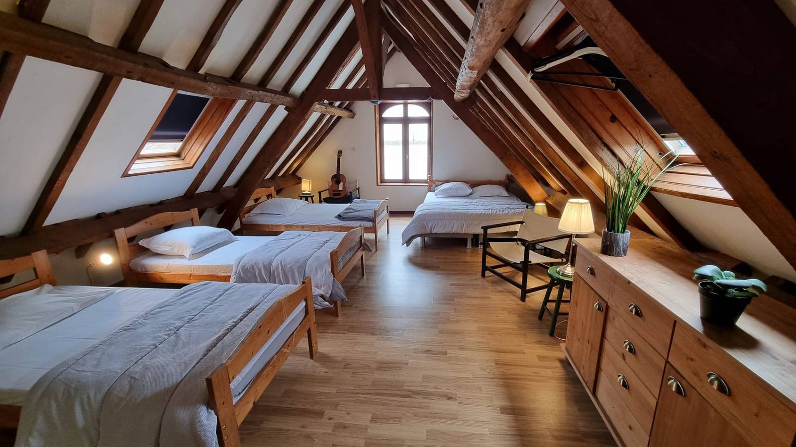 Gite Vacances - 10 Logements - 15 min de la mer in Ardres, Région de Saint-Omer