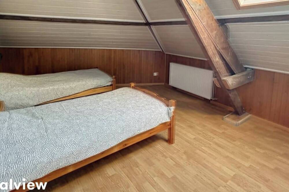 Geheel appartement, Charbonnel 1 ( A) Brussels-Charleroi-airport in Ransart, Charleroi