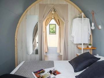 Camping voor 4 Personen in Lons-le-Saunier, Jura, Afbeelding 4