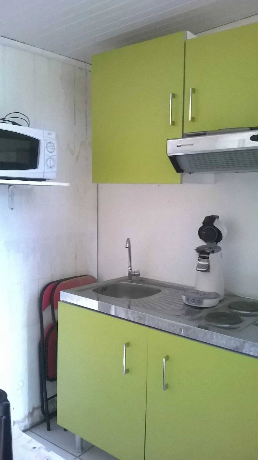 Estudio entero, Estudio acogedor en Les Abymes, 12m², bonito balcón in Les Abymes, Guadalupe