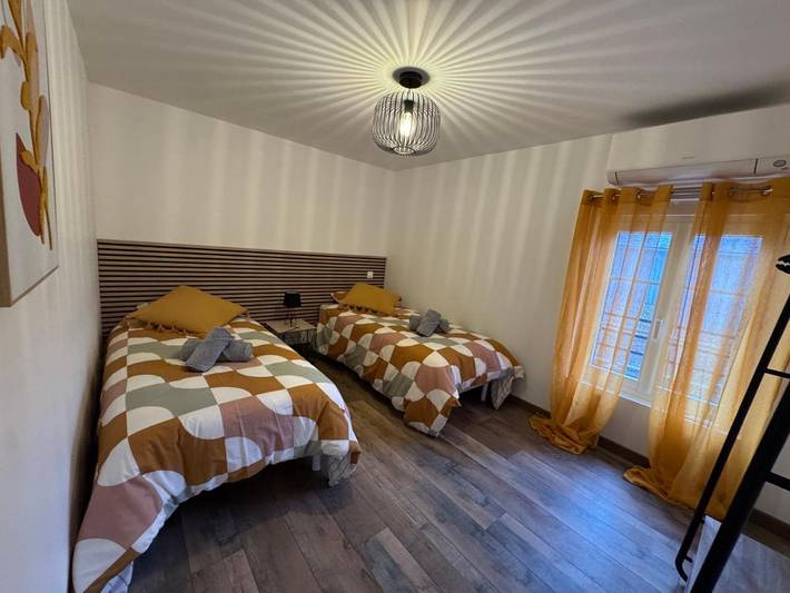 Location de vacances pour 12 personnes, avec vue et terrasse, animaux acceptés à Quesmy - 2