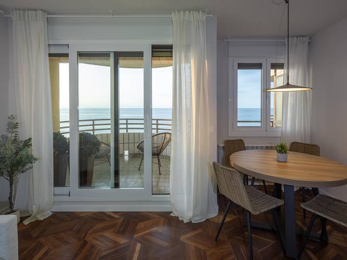 Gîte pour 6 personnes, avec Balcon ainsi que Terrasse et Piscine à Zarautz - 2