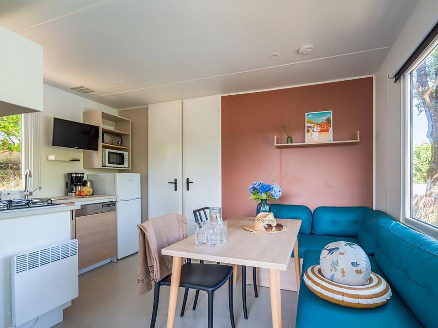 Camping Suhiberry - Mobilhome 5 personas - Mobil-home Select Tv Lv Plancha - 2 hab - 4 adultos + 1 niño - 12 in Urrugne, Region de Bayona