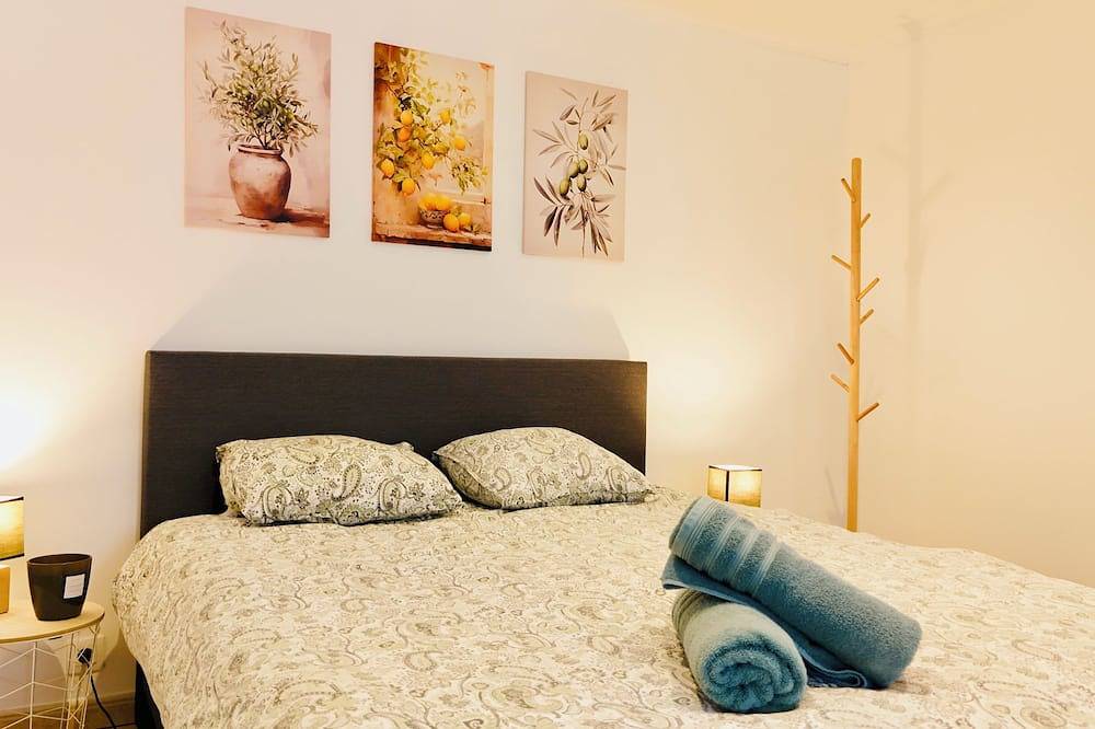 Villa Galéna - Spacious & Swimming pool in Brignoles, Brignoles Region