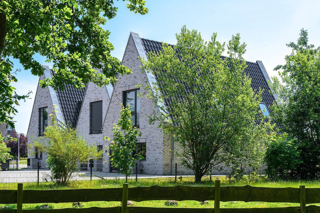 Buhne 16 Fehmarn - modern, Sauna, Terrasse, großzügig und lichtdurchflutet. in Westfehmarn, Fehmarn