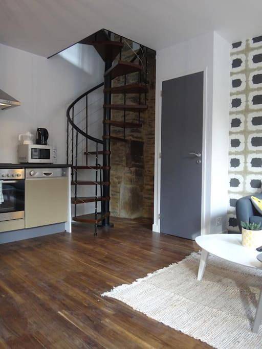 Appartement entier, One-Bedroom Apartment in Josselin, Région de Pontivy