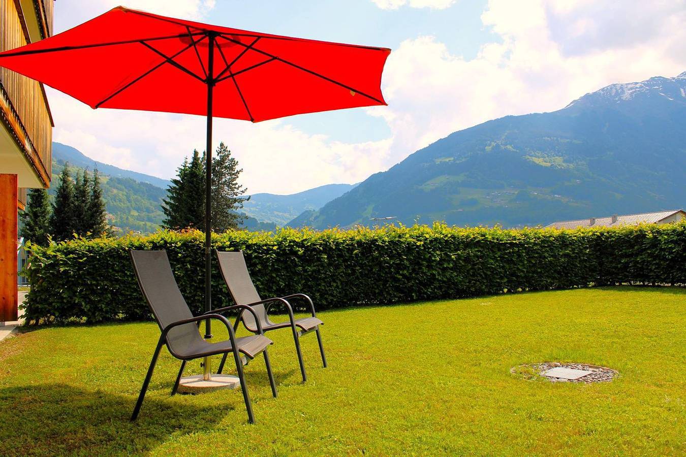 Ganze Wohnung, Moderne Ferienwohnung mit Garten, 2 Schlafzimmer, 70 m2, Tiefgarage in Tschagguns, Schruns-Tschagguns