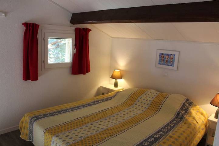 Gîte pour 4 personnes, avec jardin ainsi que piscine et balcon dans Leucate naturiste - 2