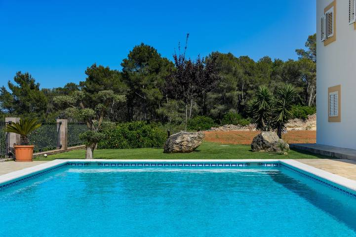 Preciosa villa "Can Roig" con Wifi, jardín, balcón, terrazas y piscina in Santa Eulària des Riu, Ibiza Este