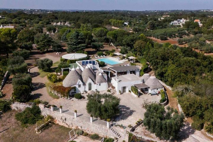 Maison de vacances pour 14 personnes, avec Jardin et Piscine à Calabrese