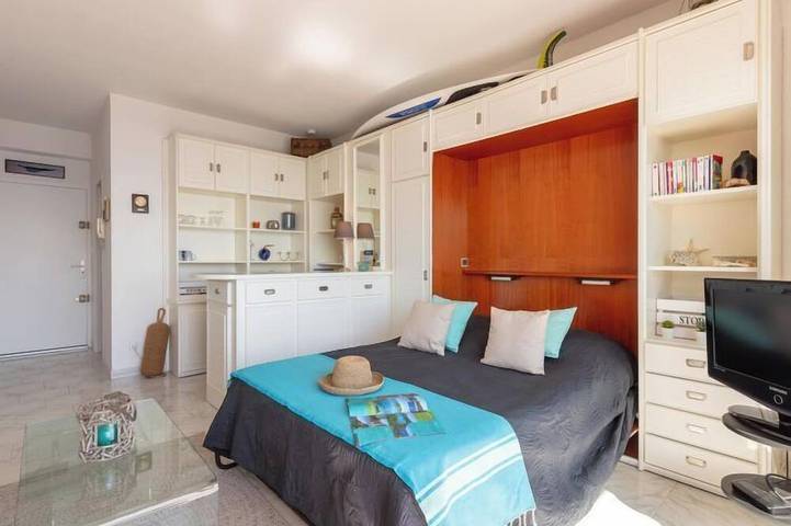 Gîte pour 2 personnes, avec balcon dans Plage Des Pesquiers Hyeres - 3