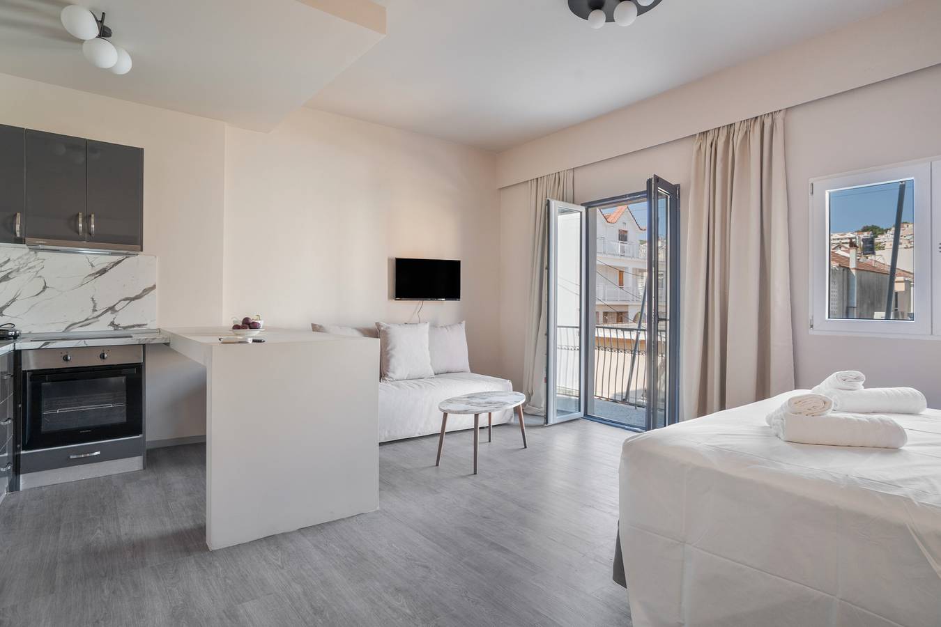 Monolocale intero, Monolocale 'Sitemporon A' con Balcone e Aria Condizionata in Argostoli, Cefalonia