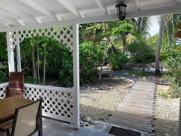 Bungalow con jacuzzi cerca de Grand-Bourg - 39 m² in Grand-Bourg, Guadalupe
