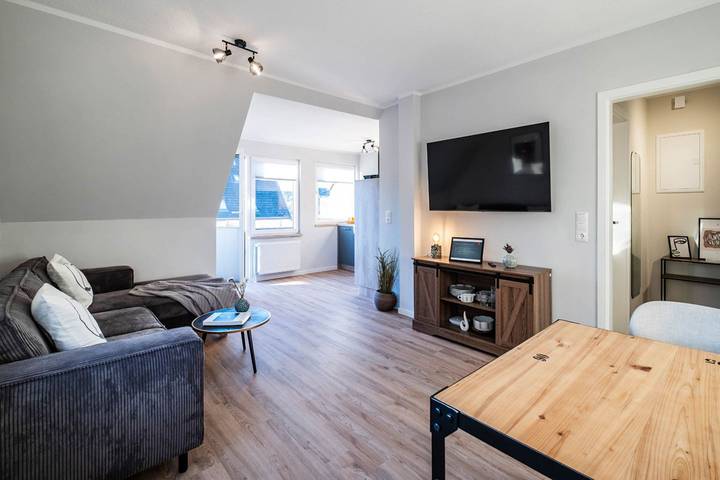 Ganze Wohnung, Ferienwohnung für 2 Personen + Schlafsofa (bis 3 Pers.) nah der Familienlagune in ruhiger Lage in Büsum, Kreis Dithmarschen