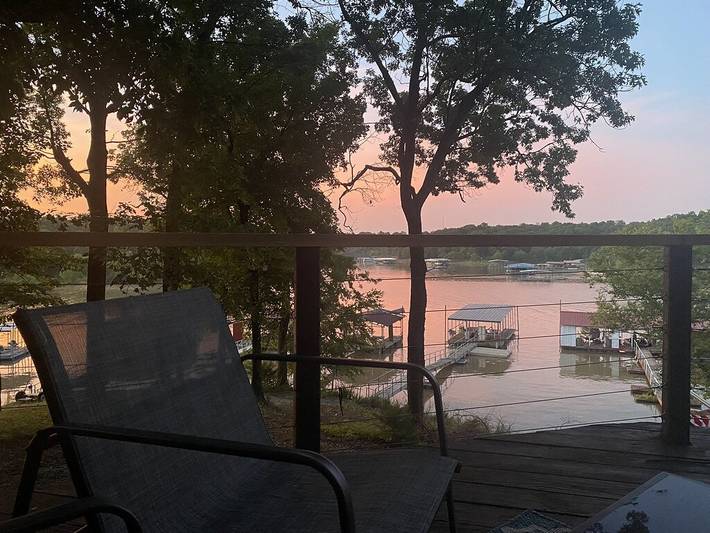 Log cabin for 12 people, with hot tub and yard in Eufaula Lake