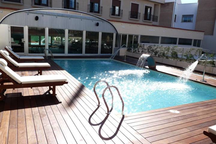 Hôtel pour 3 personnes, avec Balcon ainsi que Terrasse et Piscine à Ciudad Real - 2