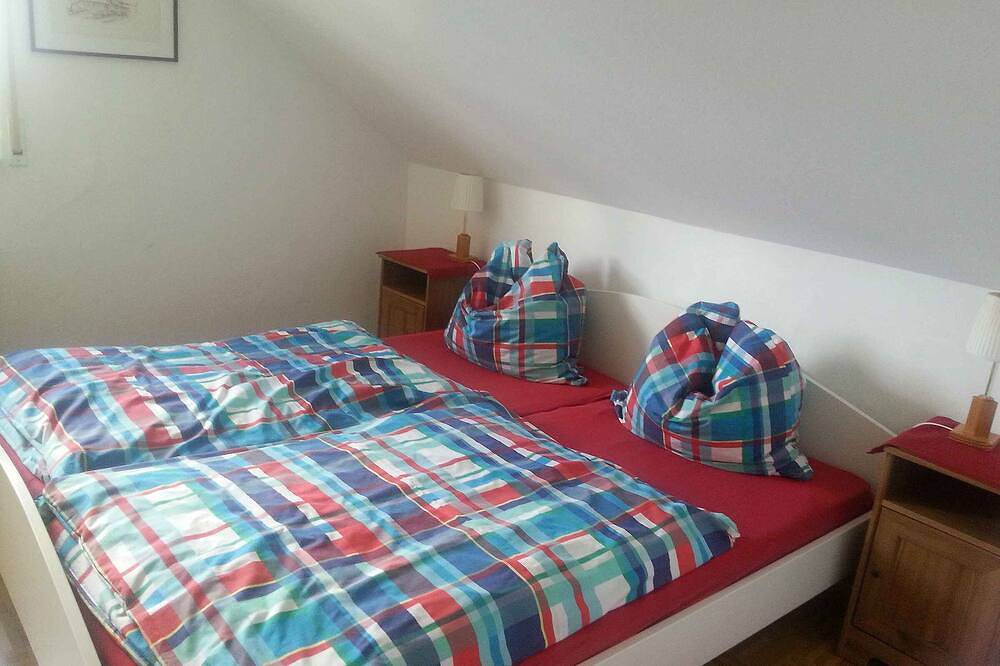 Entire apartment, Ferienwohnung 45qm, 2-Zimmerwohnung, max. 3 Personen in Au (Black Forest), Southern Black Forest