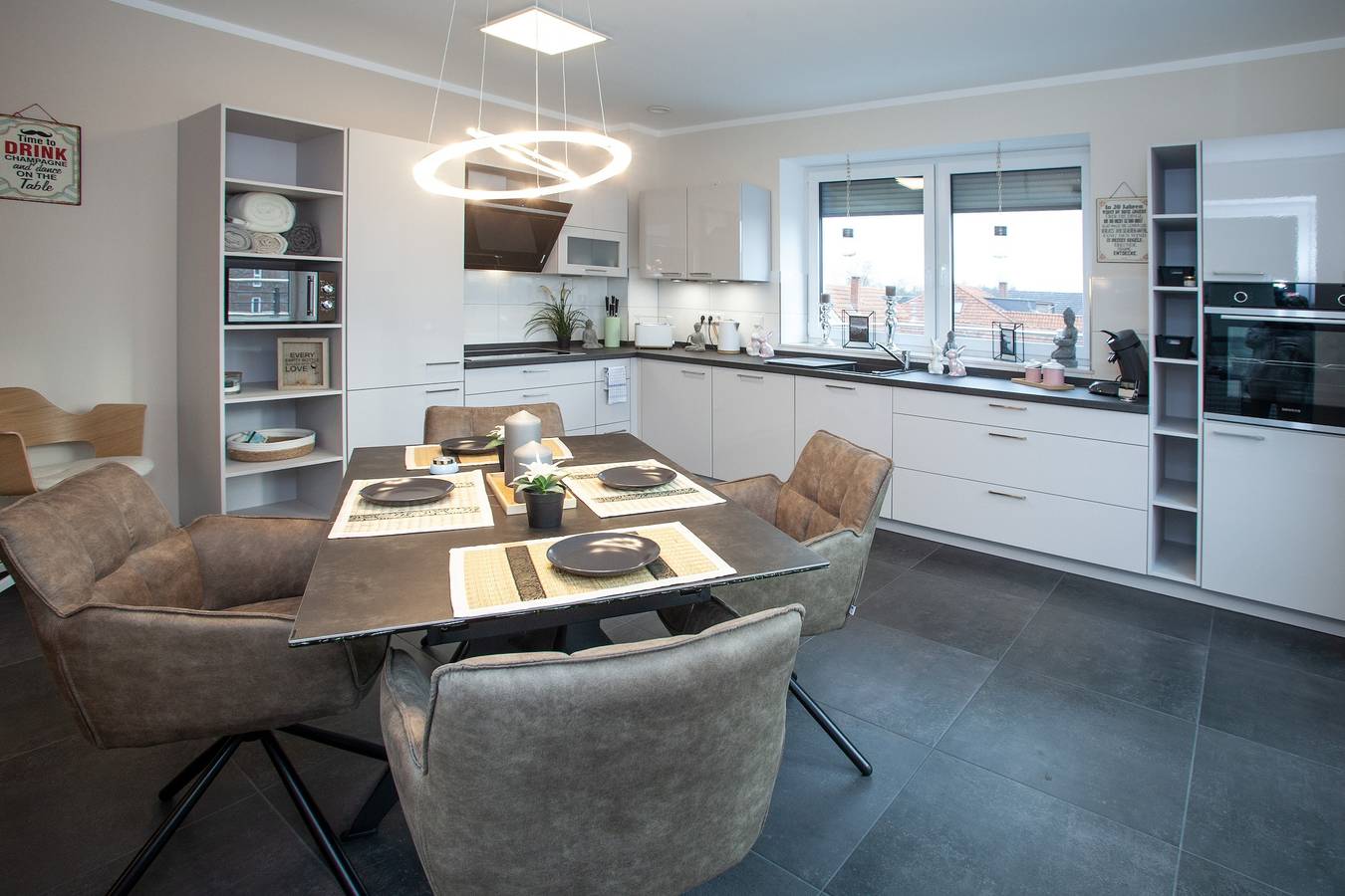 Ganze Wohnung, Im Herzen von Grasberg, mittendrin im Ortskern  in Grasberg, Niedersachsen