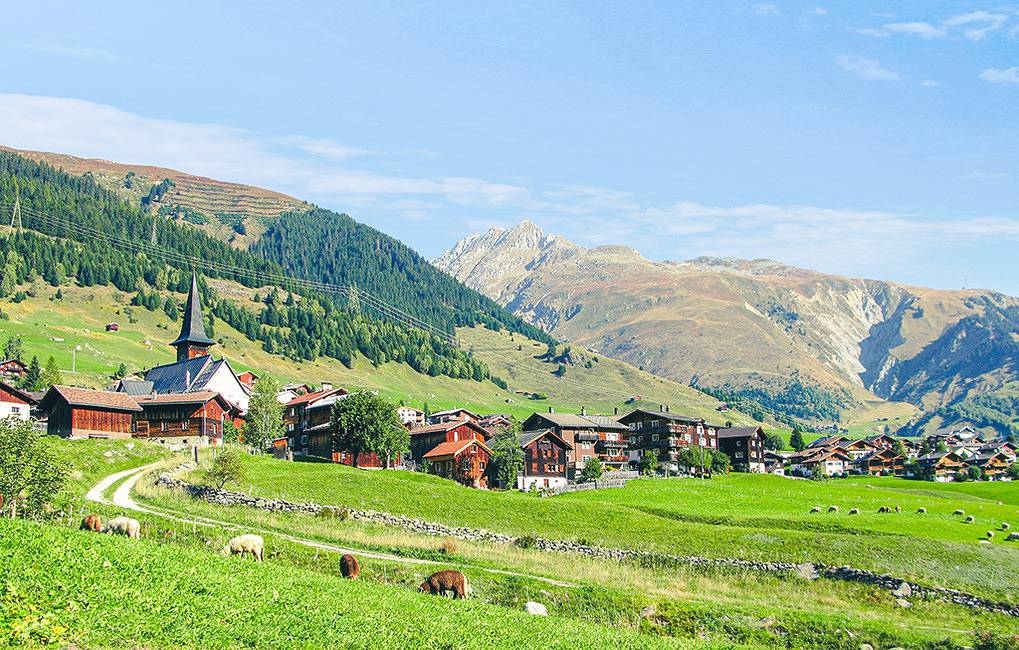 Ch 113.010 S - Ferienhaus "Giun Plats 4" in Sedrun, Tujetsch