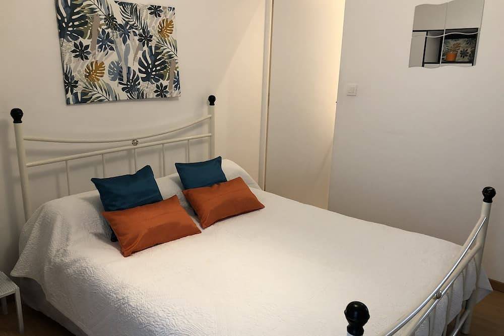 Entire apartment, Two-Room Apartment (42 m2) in the heart of a Carcassonnais village in Carcassonne, Carcassonne region