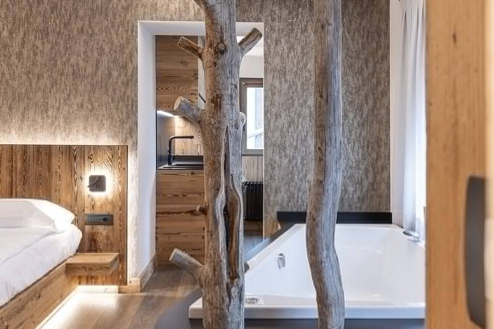 Entire apartment, Salvans Wellness - Antracite Room in Auronzo di Cadore, Sexten Dolomites