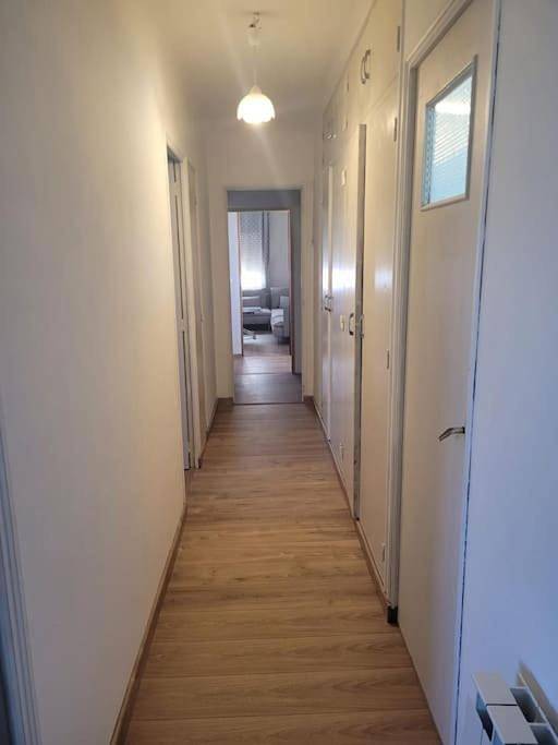 Gîte pour 6 personnes, avec jardin ainsi que piscine et terrasse à Pignans - 4