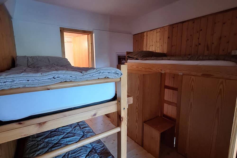 Apartamento entero, Relaxation and nature in the middle of the mountains, on the ski slopes in Marilleva, Mezzana