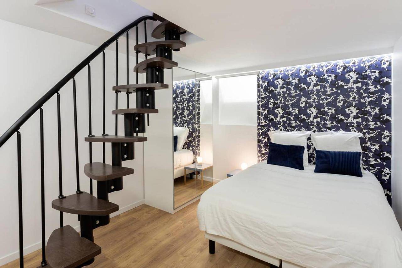 Appartement entier, Two-Bedroom Apartment in Paris, Île de France