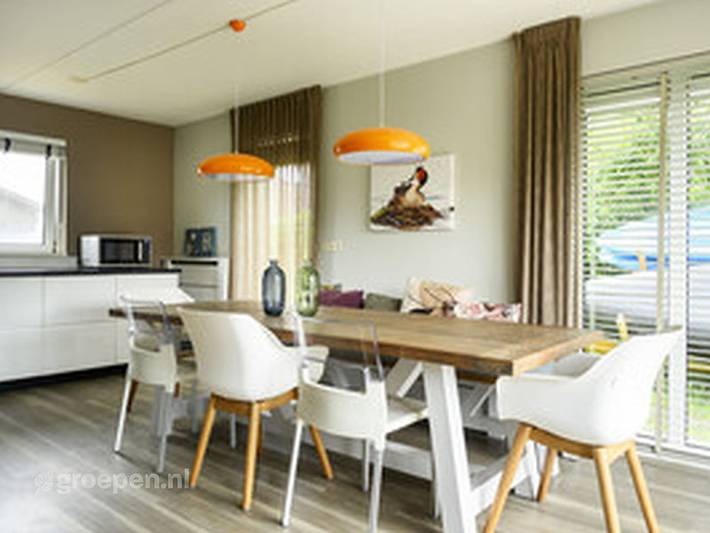 Ferienhaus für 8 Personen, mit Seeblick und Terrasse sowie Balkon/Terrasse in Friesland - 4
