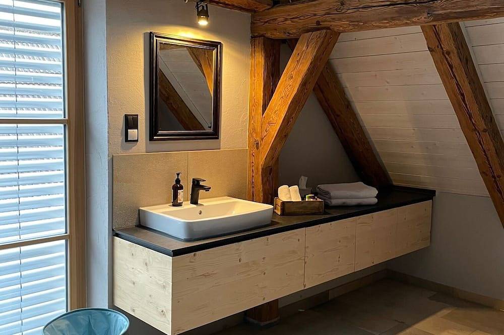 Ganze Wohnung, Liebevoll restaurierte Ferienwohnung im Alpenchic Stil Dg in Ottobeuren, Bayerisch Schwaben