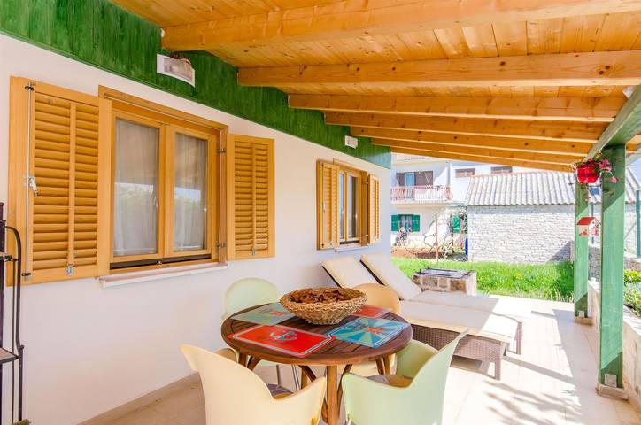 House Ara in Šolta (Split-Dalmatien), Grohote
