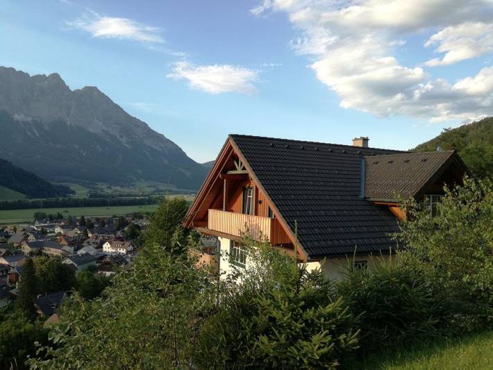 Ferienwohnung für 4 Personen, mit Terrasse und Garten in Öblarn
