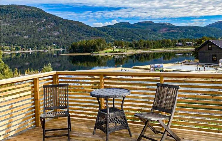 Ferienhaus für 8 Personen mit Seeblick in Vrådal, Kviteseid