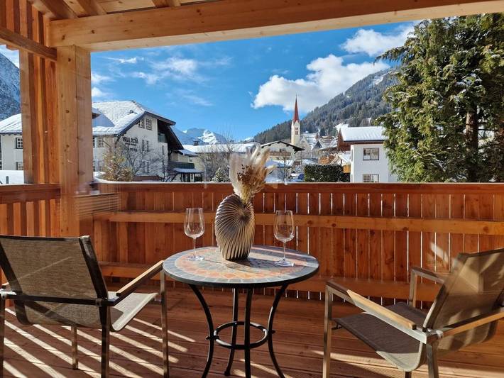 Ferienwohnung für 4 Personen, mit Balkon und Terrasse sowie Sauna im Lechtal