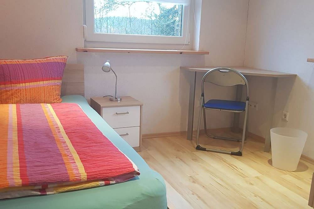 Vacation home \"Merlin\" in the Palatinate Forest consisting of 2 separate residential units in Ludwigswinkel, Pfalz