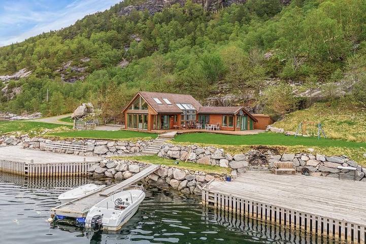 Holiday home for 11 people, with terrace - 1