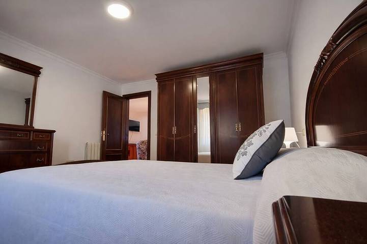 Location de vacances pour 10 personnes, avec jardin dans Porrúa - 2